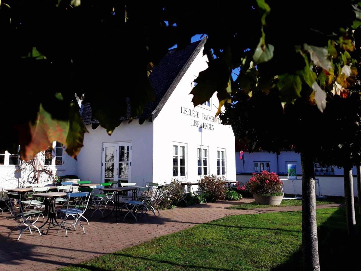 Liseleje Badehotel Экстерьер фото